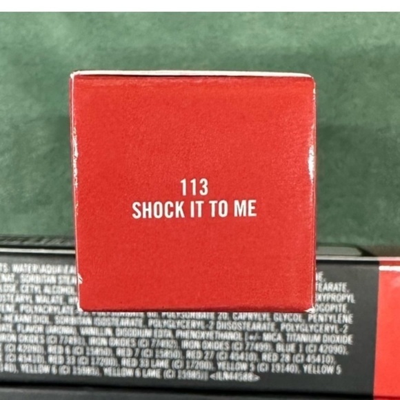 MAC *Shock It To Me* Versicolour Varnish Cream Lip Stain .28 fl oz - Picture 2 of 5